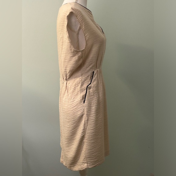 Pepaloves Sleeveless Button-Up Back Latifa Dress - Picture 7 of 12